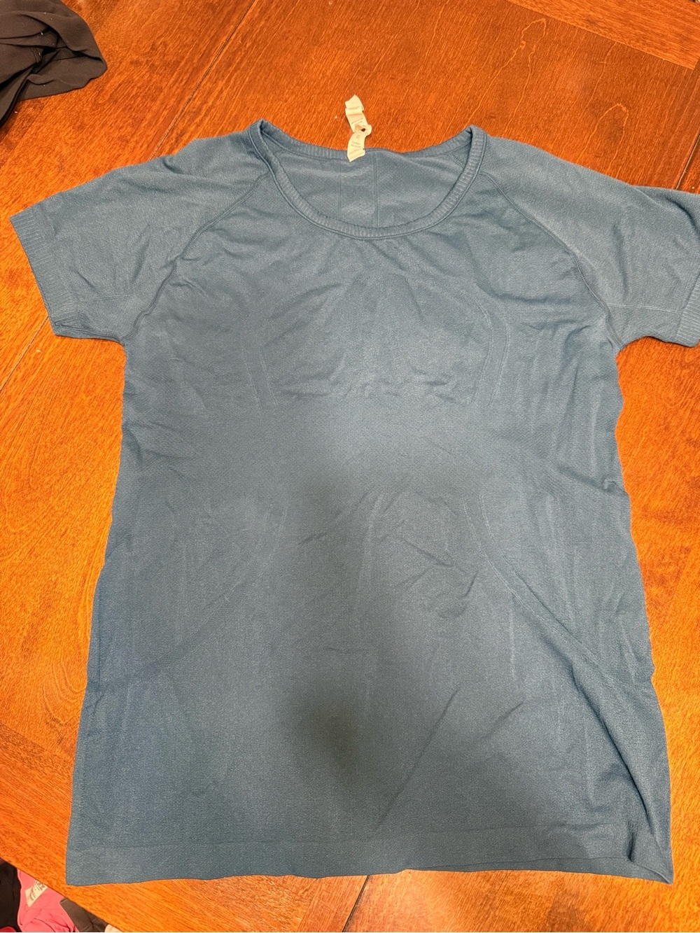 Lululemon Swiftly Tech Short Sleeve 2.0 Race Length Forest Green Size 10